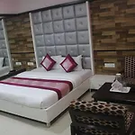 Hotel Celeste, Colaba