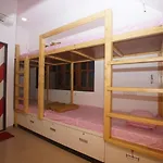 Staytion Dorm- A Backpackers *