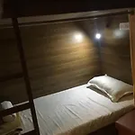 Ample Hostel