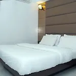 Fabhotel Kamran Residency - Nr Lbs Marg