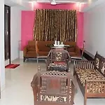Fabhotel Kamran Residency - Nr Lbs Marg