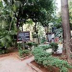 Hotel Golden Hayyath Inn