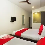 Oyo 19847 Hotel Star Residency