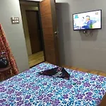 Lodge Green Star Lodging