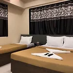 Hotel Crystal