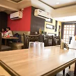 Hotel Darbar *