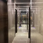 Hotel Dadar Near Station 2*