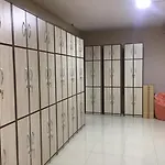 Abuzz Hostel Sakinaka