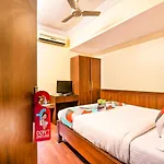 Hotel Neelkiran 3*