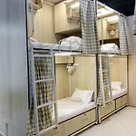 Hostel Abuzz Lower Parel *