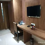 Hotel West Blue