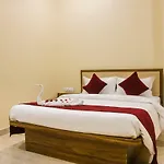 Golden Lake Hotel Mumbai