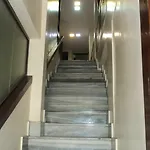 Hotel Benazeer