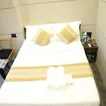 Hotel Dadar Near Station 2*