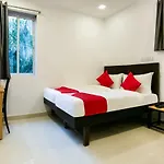 Oyo Flagship 38540 Hotel Shangrila Flagship Saver 3* Mumbai
