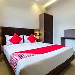 West 3* Mumbai
