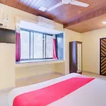 Hotel Oyo 41894 Vaishnavi Residency Mumbai