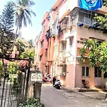 Cozy Furnished One Block From The Ocean * Mumbai