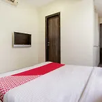 Oyo 45424 Hotel Lakshmi Palace