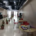 Hostel Abuzz Lower Parel