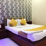 Hotel Safar Residency