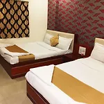 Hotel Safar Residency