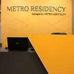 Oyo Flagship 13885 Metro Residency 3*