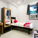 Oyo Flagship 38540 Hotel Shangrila Flagship Saver Hotel Mumbai