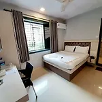 Royal Comfort Hotel 3*