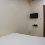 Oyo Flagship 13885 Metro Residency Hotel