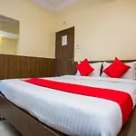 Hotel Neelkiran 3*