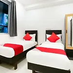 Oyo Flagship 38540 Hotel Shangrila Flagship Saver Hotel