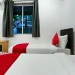 Hotel Oyo Flagship 38540 Hotel Shangrila Flagship Saver Mumbai