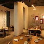 Super Townhouse Exhibition Centre Goregaon 3*