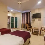 Oyo 6643 Hotel Alfa Regency