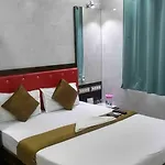 Hotel Plaza Mumbai