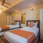 Hotel Neelkiran 3*