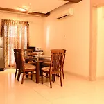 Seven Serviced Apartment Bandra