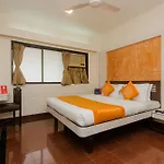 Hotel Oyo 18502 Flagship Sahar International