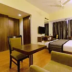 Silver Hotel 3*