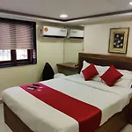 Hotel Happyland