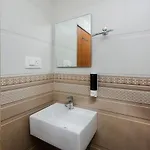 Aiston Hotel Mumbai