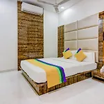 Hotel Magnet Terminal-2