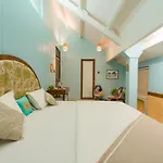 Traveller's - Inn *
