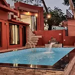 406, Dr Wade With Private Pool And Gazebo In Royal Palms