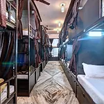 Hostel Sunshine Backpackers, Airport *