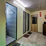 Sunshine Backpackers, Airport Hostel Mumbai