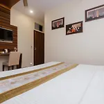 Hotel Axis International