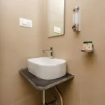Hotel Axis International Mumbai