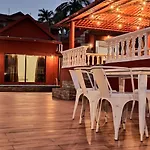 406, Dr Wade With Private Pool And Gazebo In Royal Palms Apartment *